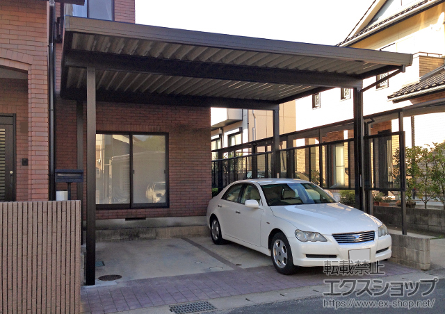 島根県松江市のLIXIL リクシル（トステム）のカーポート テリオスポートIII 1500 2台用 角柱4本仕様 積雪〜50cm対応 施工例