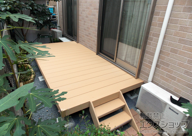 東京都足立区ののウッドデッキ リウッドデッキ 200＋リウッドステップ5型 Sタイプ（2段） 施工例