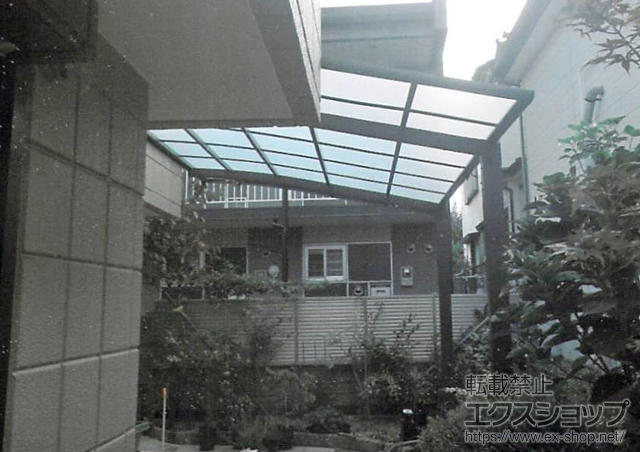 千葉県八千代市のLIXIL リクシル（トステム）のカーポート ルーフポートシグマIII 積雪〜20cm対応 施工例