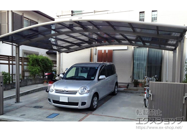 東京都多摩市のLIXIL リクシル（トステム）のカーポート カーブポートシグマIII ワイド 積雪〜20cm対応 施工例