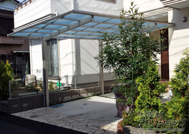 埼玉県さいたま市ののカーポート エフルージュグラン　積雪〜20cm対応＋変形敷地対応セット 施工例