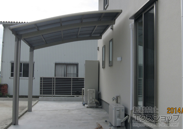 徳島県三好郡東みよし町のLIXIL リクシル（トステム）のカーポート カーブポートシグマIII 積雪〜20cm対応 施工例