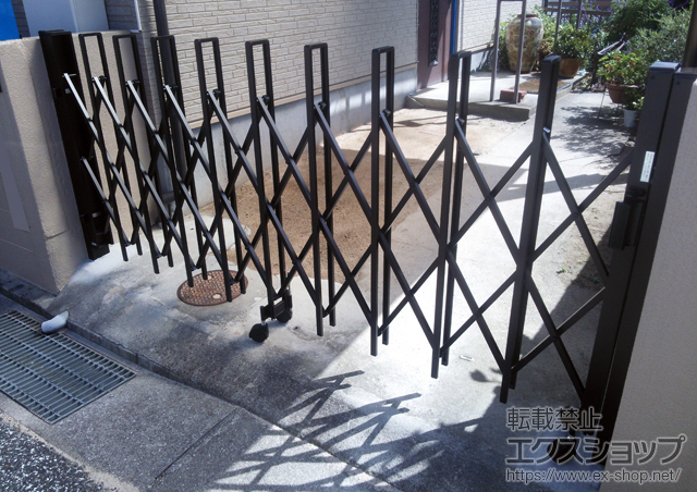 広島県広島市ののカーゲート トリップゲート RA型 ノンレール 片開き 施工例