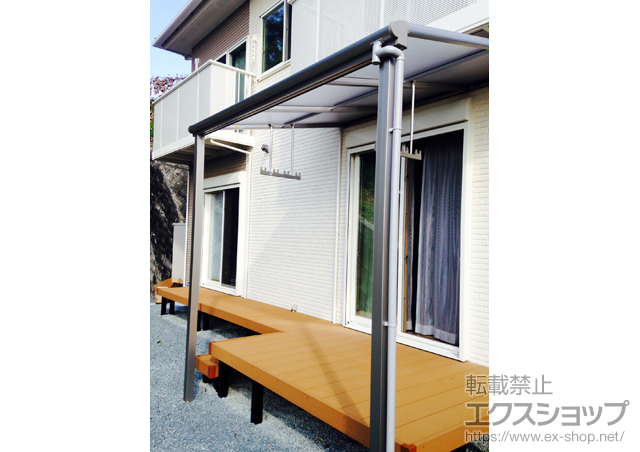 熊本県熊本市ののテラス屋根 ヴェクターテラス F型 テラスタイプ 単体 積雪〜20cm対応＋吊り下げ物干し 標準 2本入 施工例