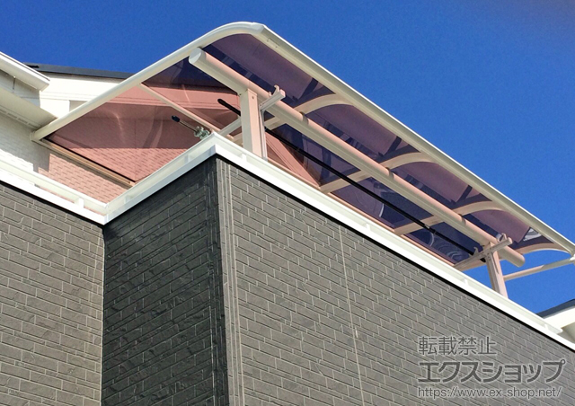 群馬県前橋市ののバルコニー・ベランダ屋根 ヴェクターテラス R型 屋根タイプ 単体 積雪〜20cm対応 施工例
