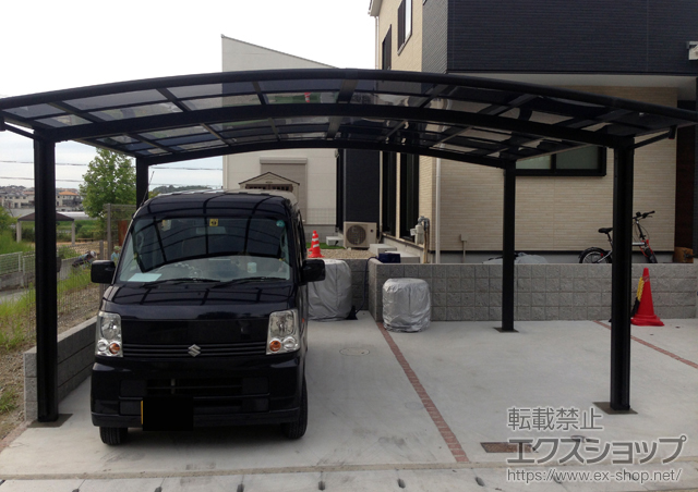 兵庫県神戸市のLIXIL リクシル（トステム）のカーポート カーブポートシグマIII ワイド 積雪〜20cm対応 施工例