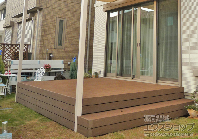千葉県印西市ののウッドデッキ リウッドデッキ 200＋段床セット 1段 片側面タイプ＋床下囲い 施工例