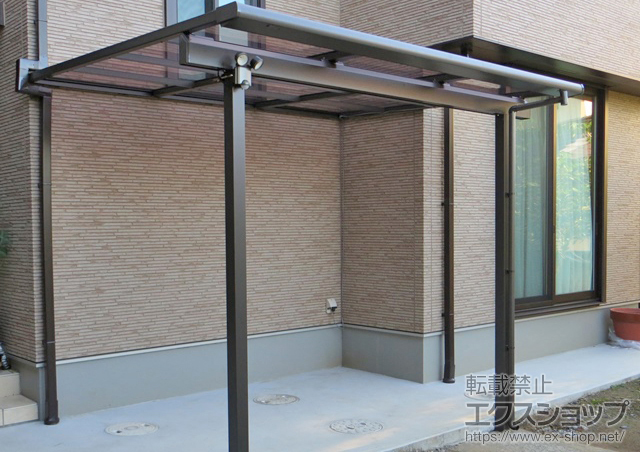 埼玉県比企郡小川町のLIXIL リクシル（トステム）のテラス屋根 ライザーテラスII F型 テラスタイプ 単体 積雪〜20cm対応 施工例