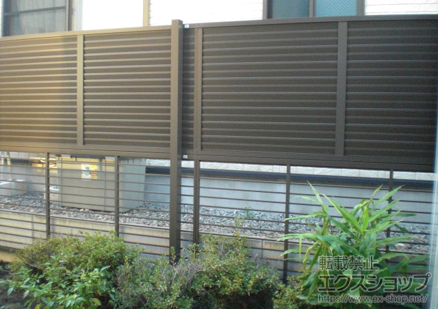 岩手県盛岡市ののフェンス・柵 プレスタフェンス フリーポールタイプ 多段柱仕様（上段8型+下段1型） 施工例