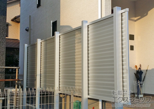 宮崎県延岡市ののフェンス・柵 プレスタフェンス8型 多段柱仕様(1段) 施工例