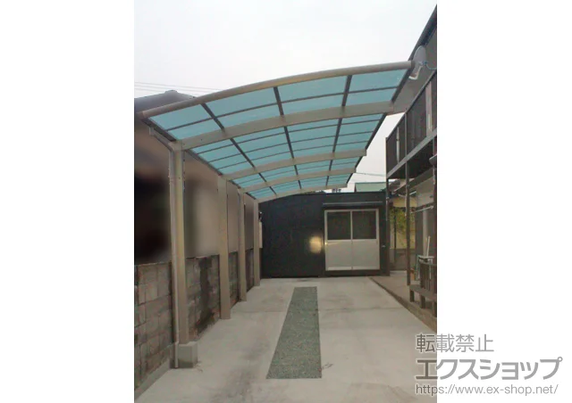 熊本県熊本市のYKKAPのカーポート レイナポートグラン 縦連棟　積雪～20cm対応 施工例