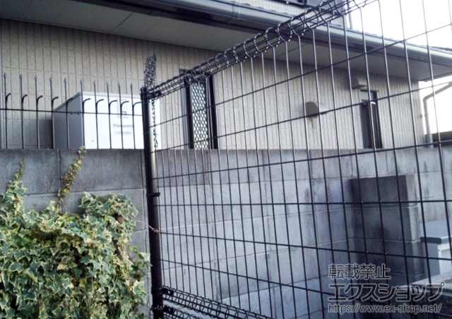 京都府木津川市ののフェンス・柵 メッシュフェンスM0 間仕切タイプ 施工例