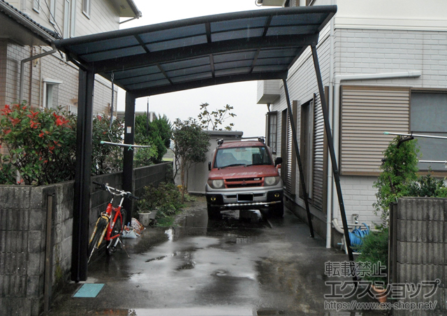 徳島県阿南市のLIXIL リクシル（トステム）のカーポート カーブポートシグマIII 耐風圧強度仕様 積雪〜30cm対応 施工例