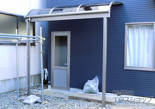 岩手県盛岡市のLIXIL リクシル（トステム）のテラス屋根 ライザーテラスII R型 3000 テラスタイプ 単体 積雪〜100cm対応 施工例