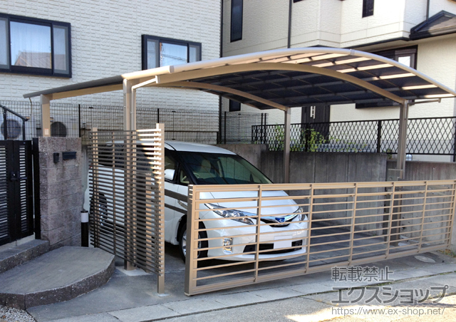 愛知県名古屋市のLIXIL リクシル（トステム）のカーポート カーブポートシグマIII ワイド 積雪〜20cm対応 施工例