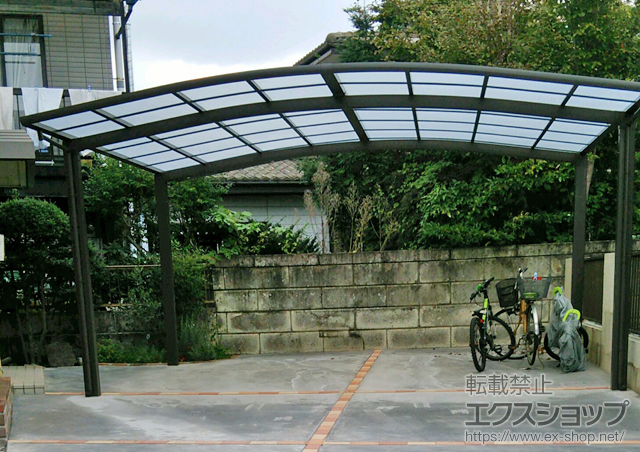 栃木県宇都宮市のLIXIL リクシル（トステム）のカーポート カーブポートシグマIII ワイド 積雪〜20cm対応 施工例