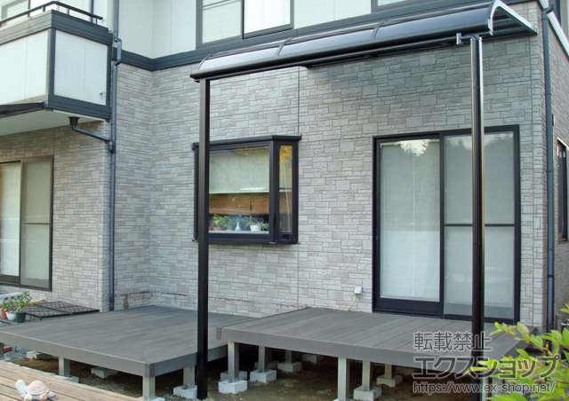 宮城県仙台市のLIXIL リクシル（トステム）のテラス屋根 ライザーテラスII R型 テラスタイプ 単体 積雪〜20cm対応 施工例