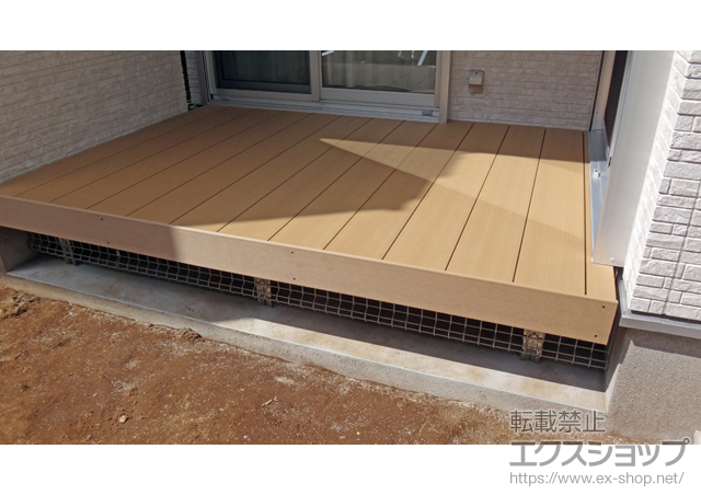 埼玉県ふじみ野市のLIXIL リクシル（トステム）のウッドデッキ レストステージ 幕板納まり＋樹ら楽ステージ 床下メッシュ囲い 施工例