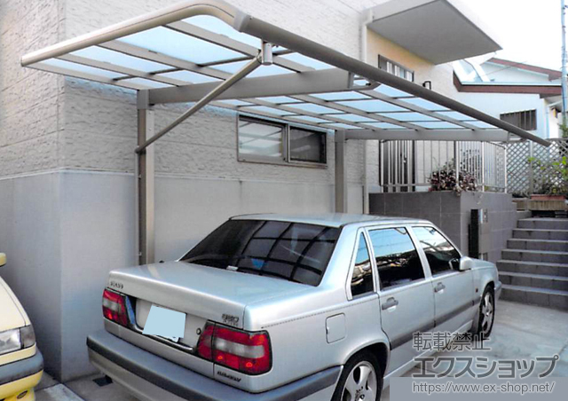 埼玉県上尾市のLIXIL リクシル（トステム）のカーポート レガーナポートシグマIII 積雪〜20cm対応 施工例