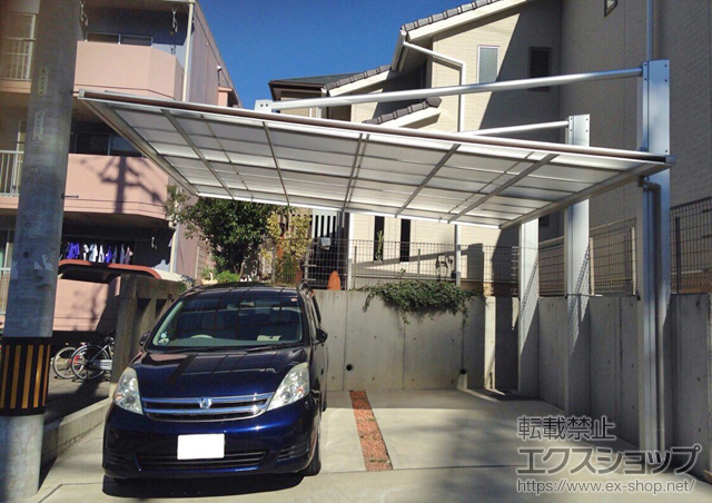 愛知県額田郡幸田町ののカーポート ダブルフェース 側面支持タイプ 積雪〜20cm対応＋台形用側枠セット 形材屋根枠 施工例