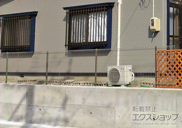 青森県八戸市ののフェンス・柵 ハイグリッドフェンスN8型 フリーポールタイプ 施工例