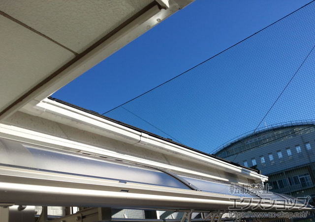 東京都西東京市ののバルコニー・ベランダ屋根 プレシオステラス R型 屋根タイプ 単体 積雪〜20cm対応 施工例
