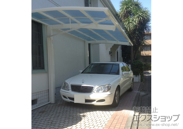 東京都大田区ののカーポート レイナポートREグラン 前下がり 積雪〜20cm対応＋着脱式サポート 標準・ハイルーフ兼用 2本入り×1 施工例