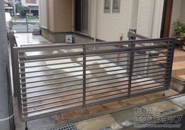 埼玉県春日部市ののカーゲート オーバードアS1型 手動式　27-10 施工例