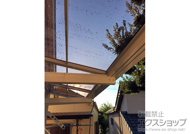 東京都葛飾区のLIXIL リクシル（トステム）のバルコニー・ベランダ屋根 ライザーテラスII F型 ルーフタイプ 単体 積雪〜20cm対応 施工例