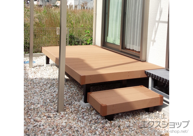 和歌山県橋本市ののウッドデッキ リウッドデッキ 200 施工例