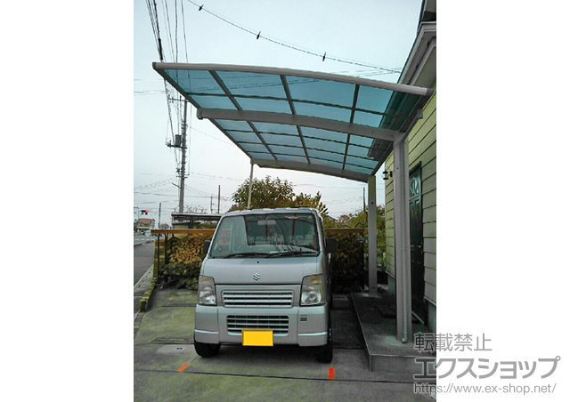 埼玉県鶴ヶ島市ののカーポート プレシオスポート 積雪〜20cm対応＋着脱式補助柱　2本入り 施工例