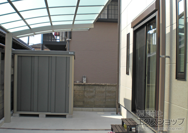 大阪府岸和田市のの物置・屋外倉庫 エスケーセブンアルファ SK7α-07 一般型（SK7α-07） 施工例