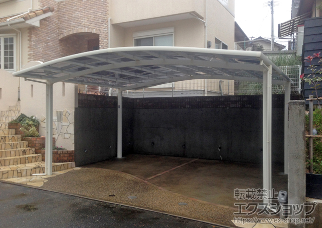 福岡県太宰府市のLIXIL リクシル（トステム）のカーポート カーブポートシグマIII ワイド 積雪〜20cm対応 施工例