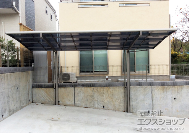 神奈川県川崎市のLIXIL リクシル（トステム）のカーポート カーブポートシグマIII 積雪〜20cm対応＋着脱式サポート(補助柱) ロング柱28用 施工例