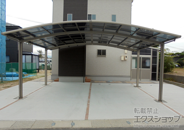 島根県出雲市のLIXIL リクシル（トステム）のカーポート カーブポートシグマIII ワイド 積雪〜20cm対応 施工例