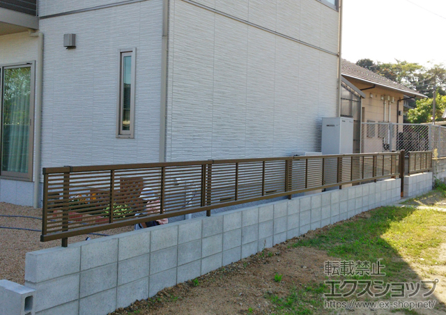 山口県山陽小野田市ののフェンス・柵 エクスラインフェンス1型 自由柱 施工例