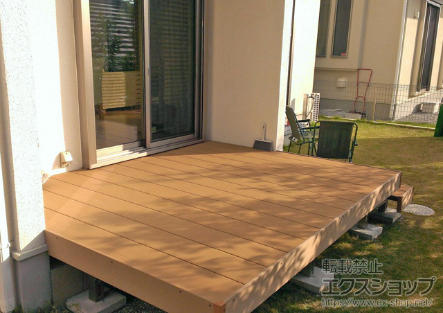 神奈川県横浜市のLIXIL リクシル（トステム）のウッドデッキ レストステージ 幕板納まり 施工例