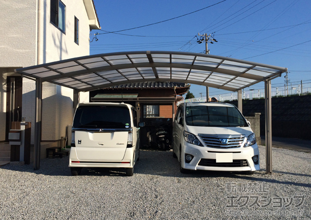 静岡県袋井市のLIXIL リクシル（トステム）のカーポート カーブポートシグマIII ワイド 積雪〜20cm対応 施工例