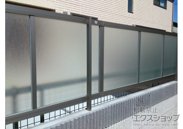 岡山県岡山市ののフェンス・柵 ライシスフェンスP型 フリーポールタイプ 施工例