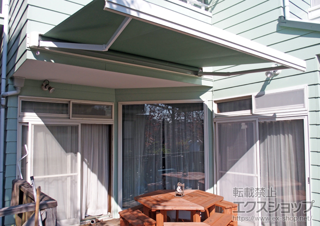 千葉県流山市のLIXIL リクシル（トステム）のオーニング・日よけ 彩風S型 手動式 施工例