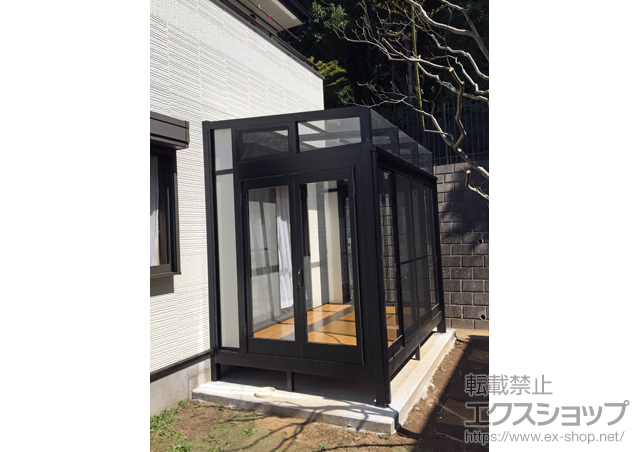 東京都町田市のLIXIL リクシル（トステム）のテラス囲い・サンルーム ルームトラス フロア納まり 角タイプ 積雪〜20cm対応 施工例