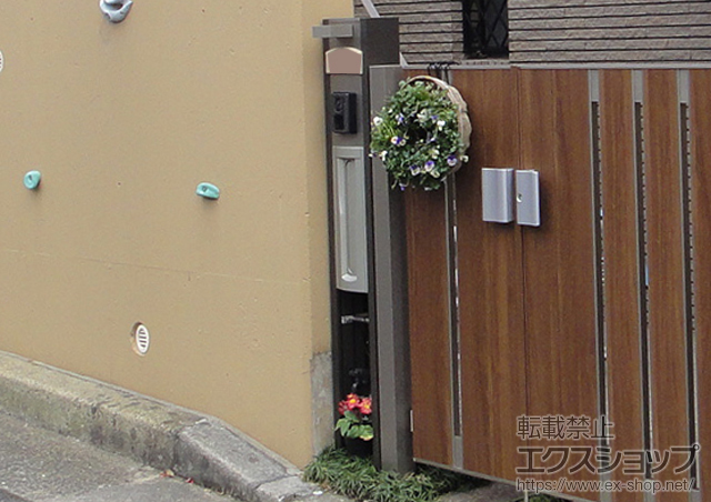京都府京田辺市のの機能門柱・ポスト スクリーンファンクションユニット ベーシックタイプ＋プランターハンガー 施工例