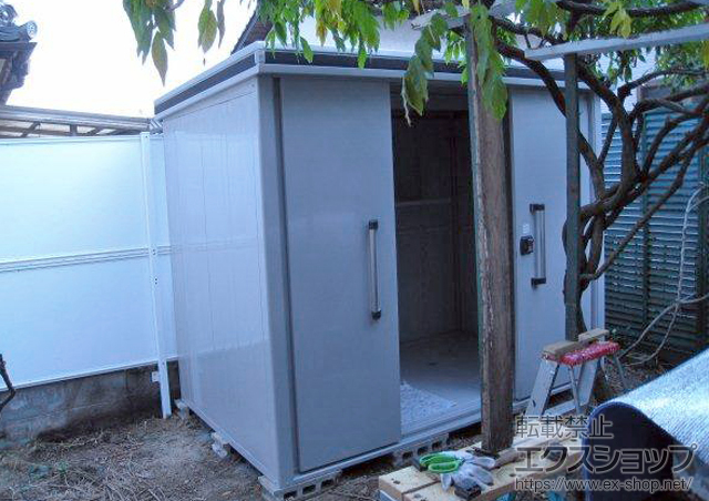 広島県東広島市のの物置・屋外倉庫 エルモ 一般型(LMD-2515) 施工例