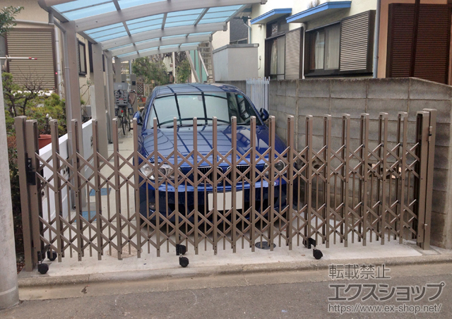 神奈川県相模原市ののカーゲート トリップゲート ペットガード型 ノンレール 片開き 37Ｓ 施工例