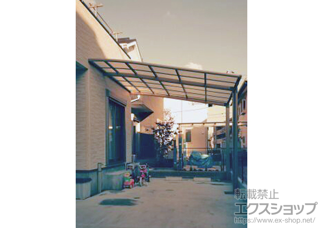 静岡県三島市のLIXIL リクシル（トステム）のカーポート ルーフポートシグマIII 積雪〜20cm対応 施工例