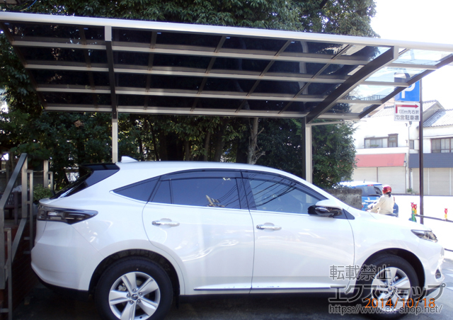 静岡県三島市のLIXIL リクシル（トステム）のカーポート カーブポートシグマIII 積雪〜20cm対応 施工例