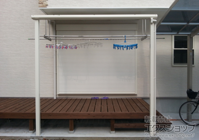 佐賀県武雄市ののテラス屋根 ヴェクターテラス F型 テラスタイプ 単体 積雪〜20cm対応＋吊り下げ式物干し 標準 2本入×1 施工例