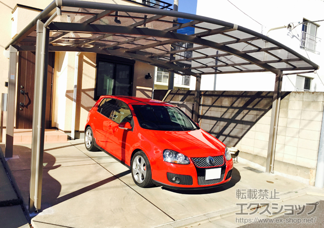 東京都世田谷区のLIXIL リクシル（トステム）のカーポート カーブポートシグマIII ワイド 積雪〜20cm対応 施工例