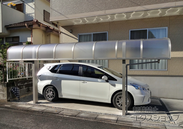 埼玉県鴻巣市ののカーポート レイナキャップポートグラン　積雪〜20cm対応 施工例