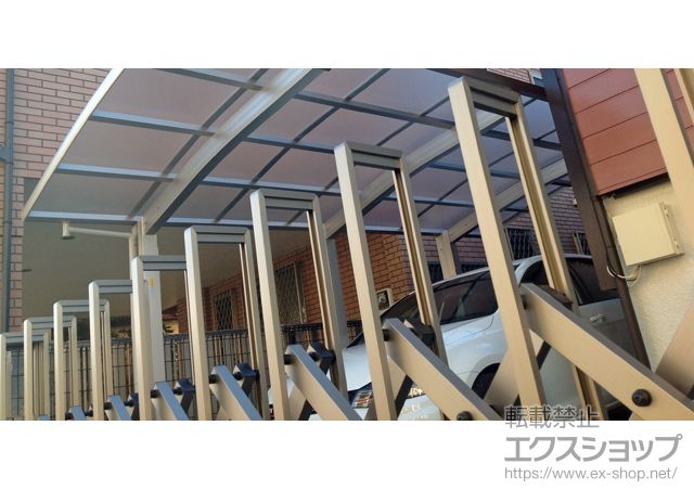 神奈川県相模原市ののカーゲート エアリーナB型 先頭キャスタータイプ 両開き 52W(26S+26M) 施工例